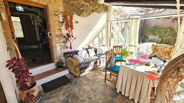 3 bedroom Townhouse for sale in Galaroza with pool - € 269,000 (Ref: 8829700)