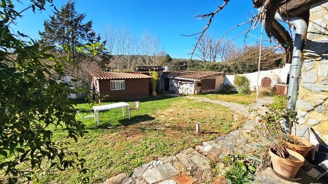 3 bedroom Townhouse for sale in Galaroza with pool - € 269,000 (Ref: 8829700)