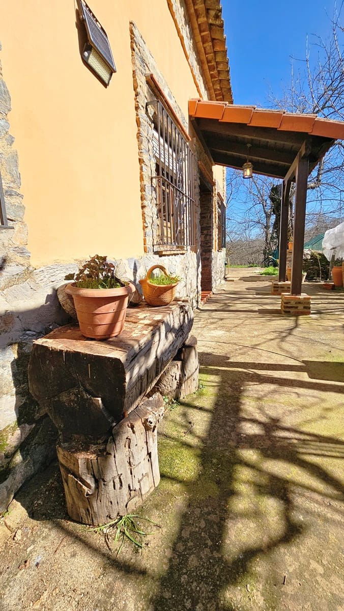 5 soveværelse Finca/Landehus til salg i Aracena med swimmingpool - € 390.000 (Ref: 8841994)