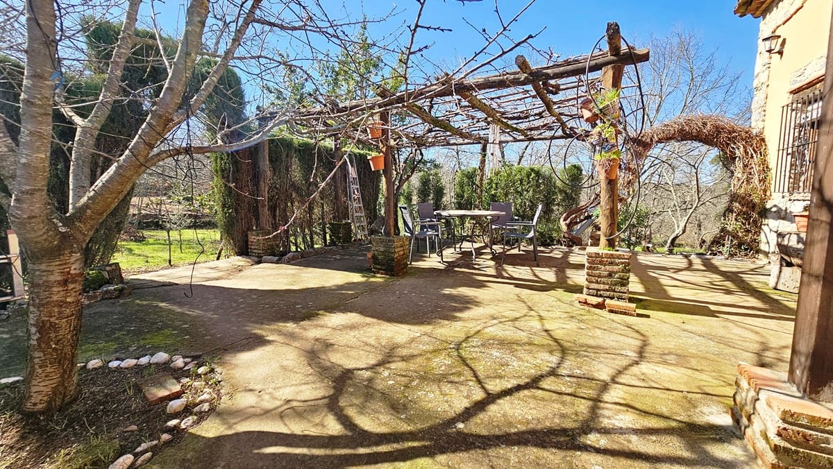 5 soveværelse Finca/Landehus til salg i Aracena med swimmingpool - € 390.000 (Ref: 8841994)