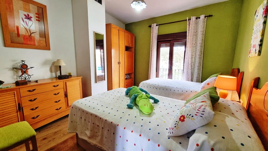5 chambre Maison de Ville à vendre à Corteconcepcion avec garage - 159 000 € (Ref: 9024313)