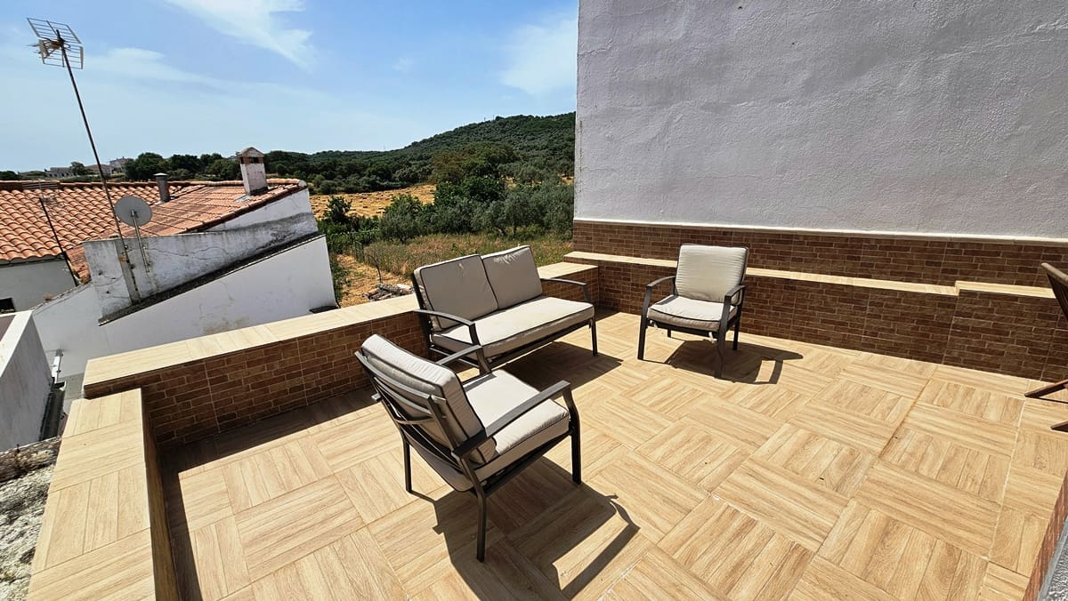 5 chambre Maison de Ville à vendre à Corteconcepcion avec garage - 159 000 € (Ref: 9024313)