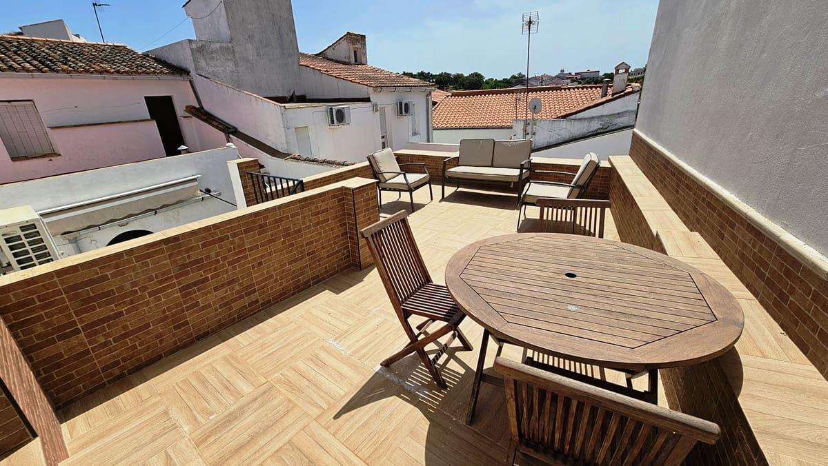 5 chambre Maison de Ville à vendre à Corteconcepcion avec garage - 159 000 € (Ref: 9024313)