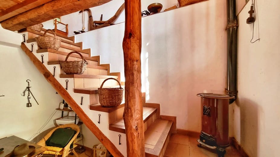 4 soveværelse Finca/Landehus til salg i Cortegana med swimmingpool garage - € 520.000 (Ref: 9037472)