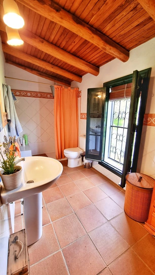 4 soveværelse Finca/Landehus til salg i Cortegana med swimmingpool garage - € 520.000 (Ref: 9037472)