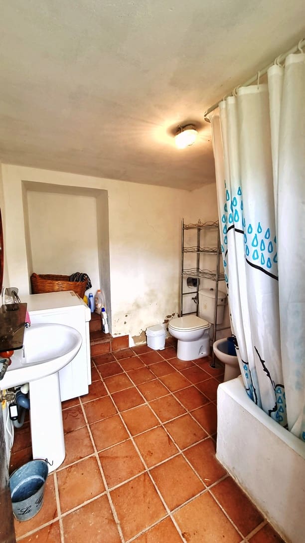 4 soveværelse Finca/Landehus til salg i Cortegana med swimmingpool garage - € 520.000 (Ref: 9037472)