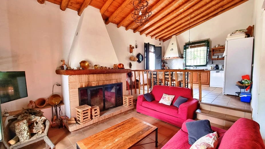 4 soveværelse Finca/Landehus til salg i Cortegana med swimmingpool garage - € 520.000 (Ref: 9037472)