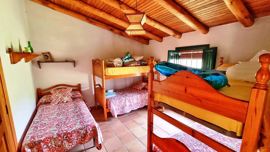 4 soveværelse Finca/Landehus til salg i Cortegana med swimmingpool garage - € 520.000 (Ref: 9037472)