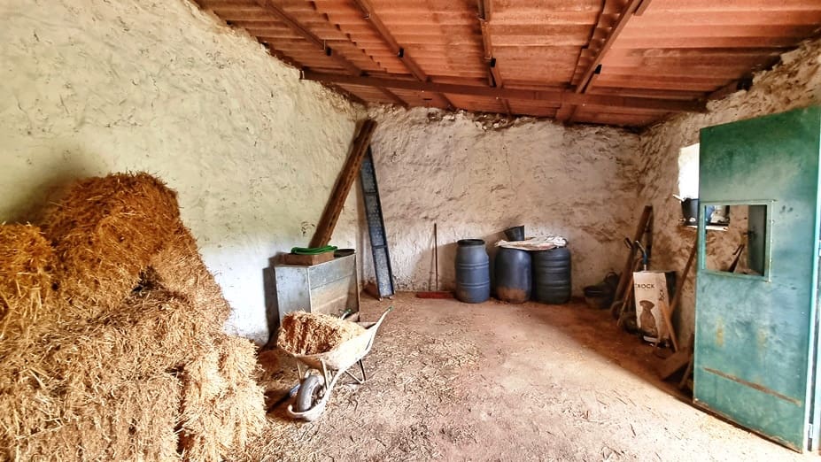 4 soveværelse Finca/Landehus til salg i Cortegana med swimmingpool garage - € 520.000 (Ref: 9037472)