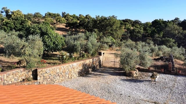 4 chambre Finca/Maison de Campagne à vendre à Cortegana avec piscine garage - 520 000 € (Ref: 9037472)