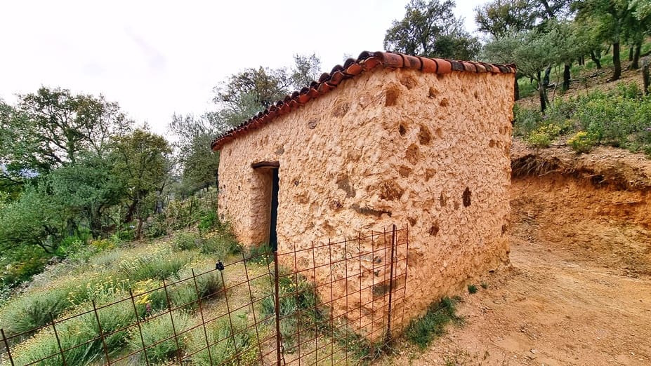 4 soveværelse Finca/Landehus til salg i Cortegana med swimmingpool garage - € 520.000 (Ref: 9037472)