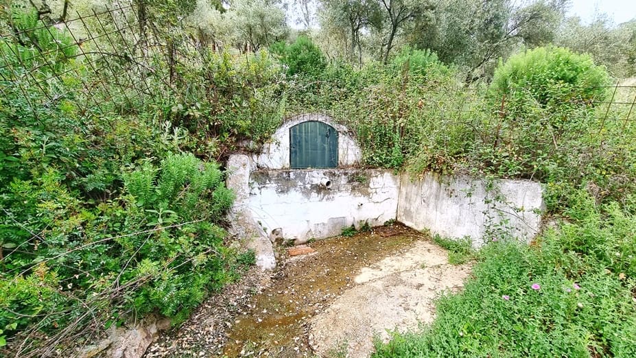 4 soveværelse Finca/Landehus til salg i Cortegana med swimmingpool garage - € 520.000 (Ref: 9037472)