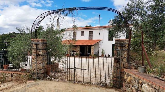 4 chambre Finca/Maison de Campagne à vendre à Cortegana avec piscine garage - 520 000 € (Ref: 9037472)