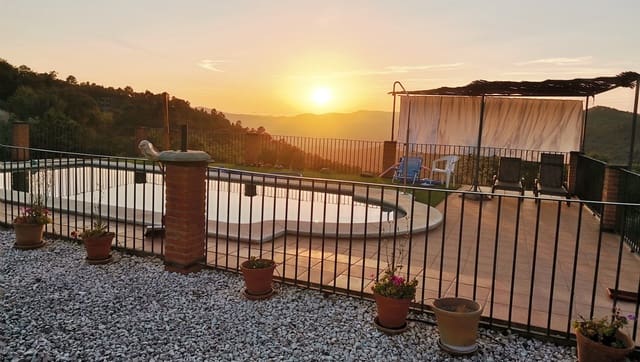 4 chambre Finca/Maison de Campagne à vendre à Cortegana avec piscine garage - 520 000 € (Ref: 9037472)