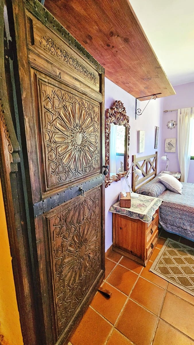 6 soveværelse Finca/Landehus til salg i Los Marines med swimmingpool - € 540.000 (Ref: 9105509)