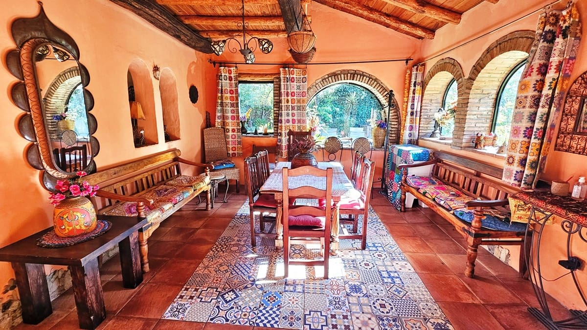 6 soveværelse Finca/Landehus til salg i Los Marines med swimmingpool - € 540.000 (Ref: 9105509)