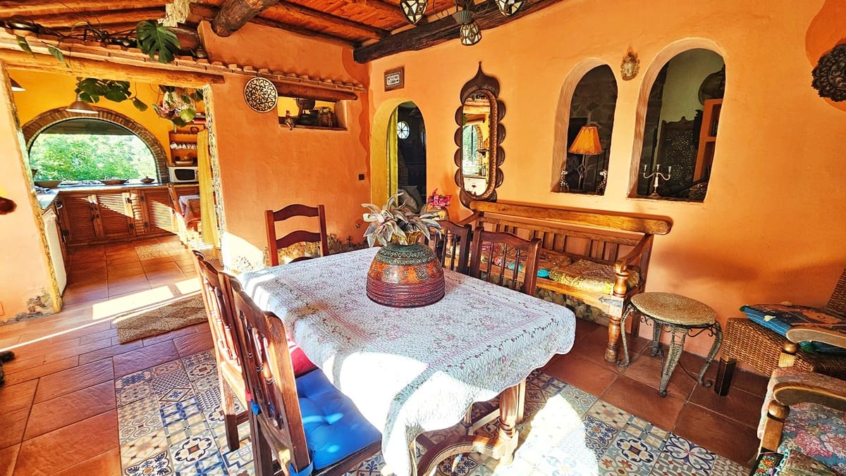 6 soveværelse Finca/Landehus til salg i Los Marines med swimmingpool - € 540.000 (Ref: 9105509)