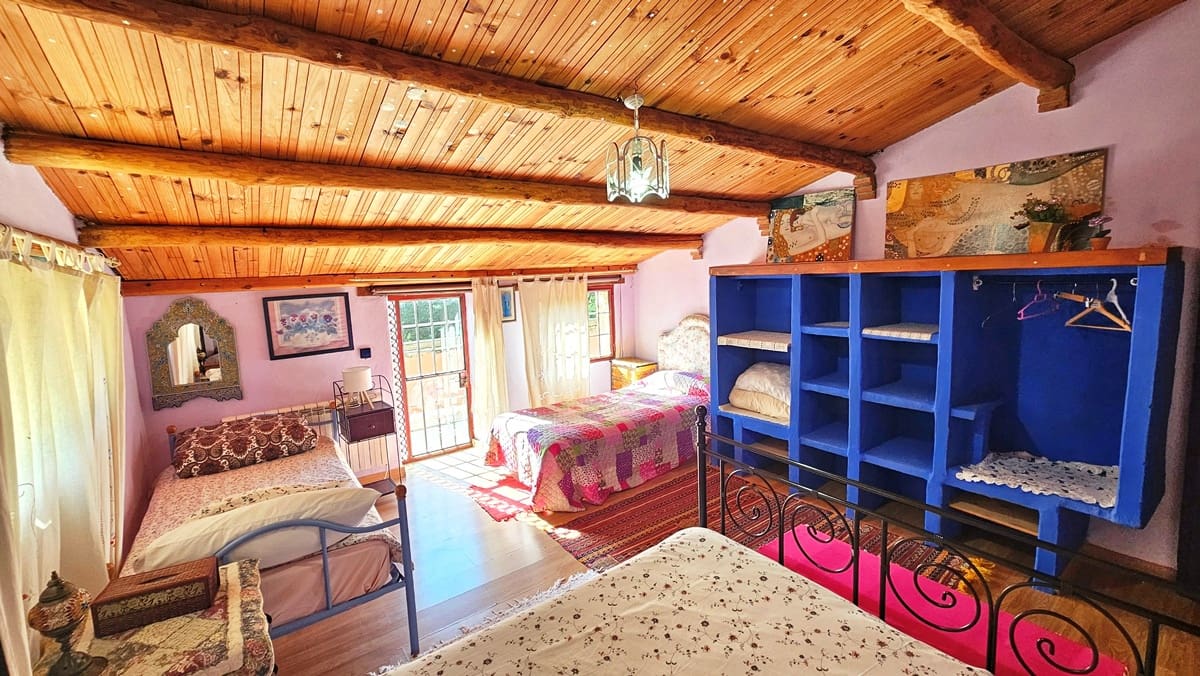 6 soveværelse Finca/Landehus til salg i Los Marines med swimmingpool - € 540.000 (Ref: 9105509)