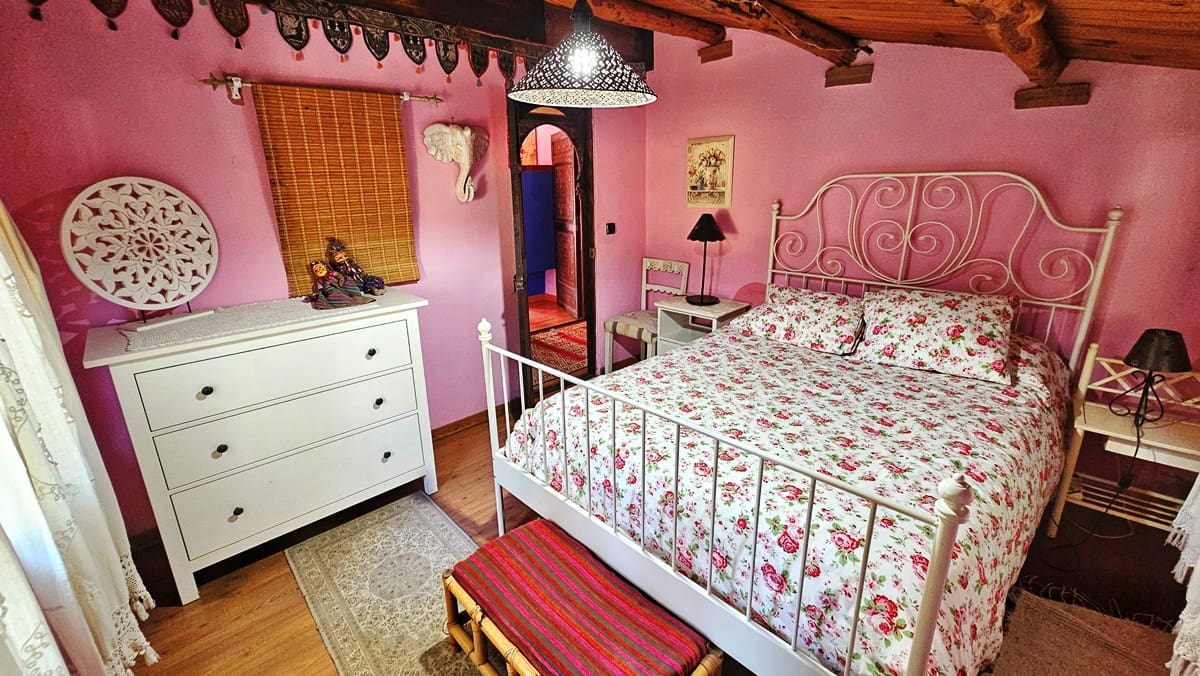 6 soveværelse Finca/Landehus til salg i Los Marines med swimmingpool - € 540.000 (Ref: 9105509)