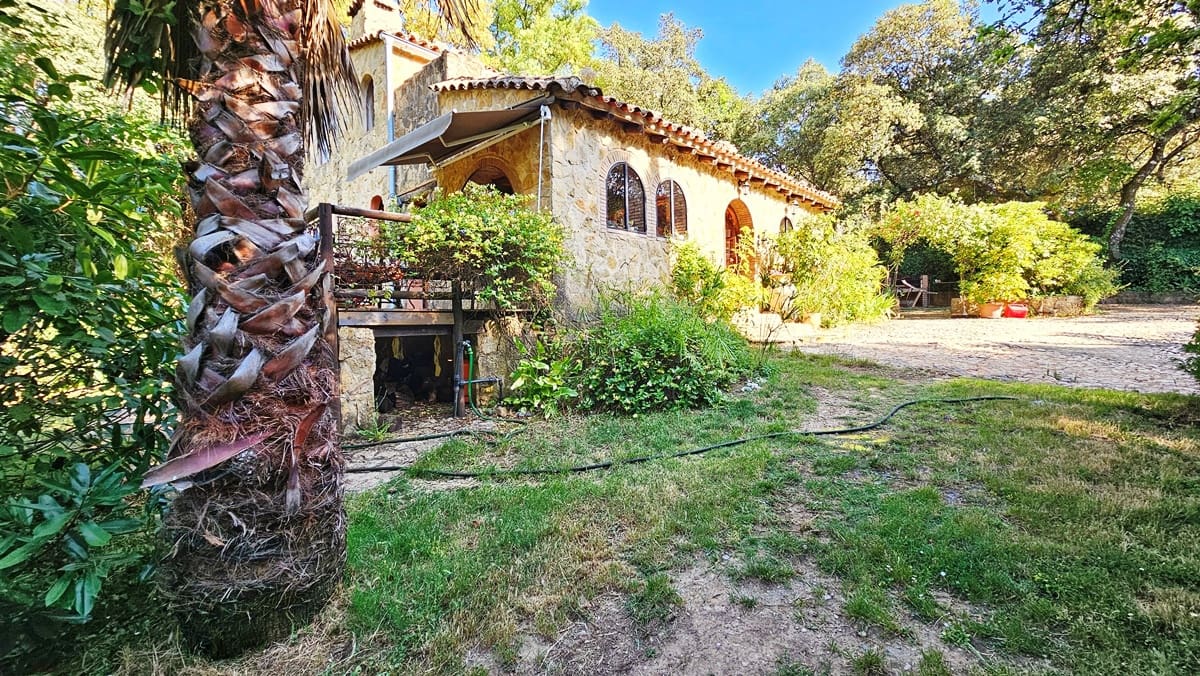 6 soveværelse Finca/Landehus til salg i Los Marines med swimmingpool - € 540.000 (Ref: 9105509)