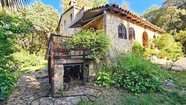 6 soveværelse Finca/Landehus til salg i Los Marines med swimmingpool - € 540.000 (Ref: 9105509)