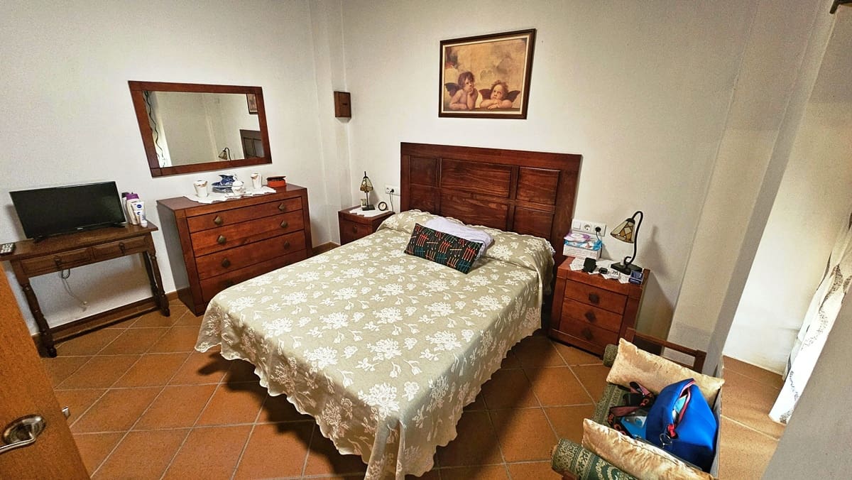 10 soverom Finca/Herregård til salgs i El Castillo de las Guardas med svømmebasseng - € 575 000 (Ref: 9131415)