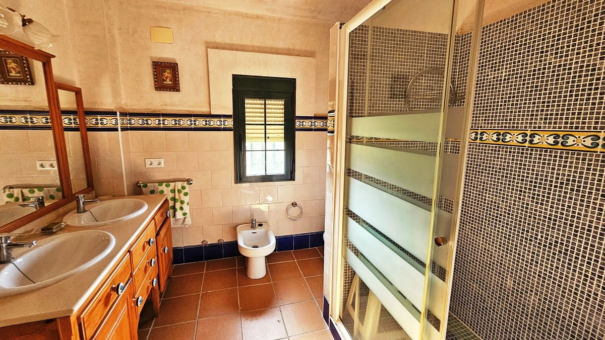 10 soverom Finca/Herregård til salgs i El Castillo de las Guardas med svømmebasseng - € 575 000 (Ref: 9131415)