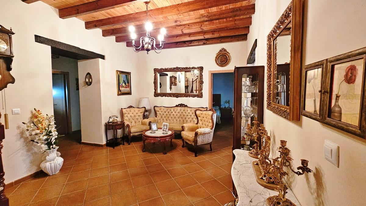 10 soverom Finca/Herregård til salgs i El Castillo de las Guardas med svømmebasseng - € 575 000 (Ref: 9131415)