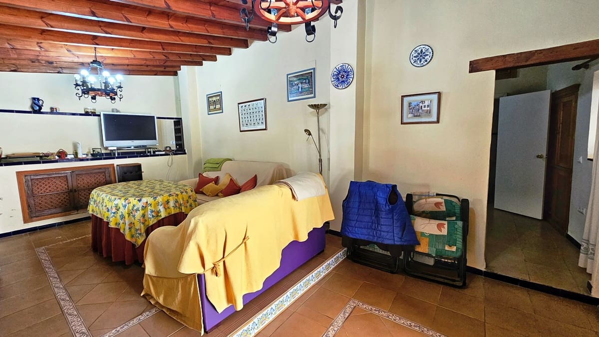 10 soverom Finca/Herregård til salgs i El Castillo de las Guardas med svømmebasseng - € 575 000 (Ref: 9131415)