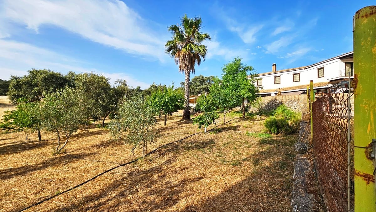 10 soverom Finca/Herregård til salgs i El Castillo de las Guardas med svømmebasseng - € 575 000 (Ref: 9131415)