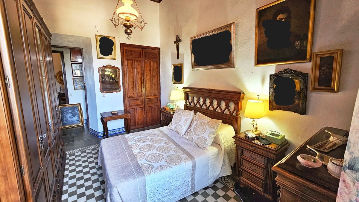 5 soverom Hus til salgs i Aracena med svømmebasseng garasje - € 890 000 (Ref: 9143361)