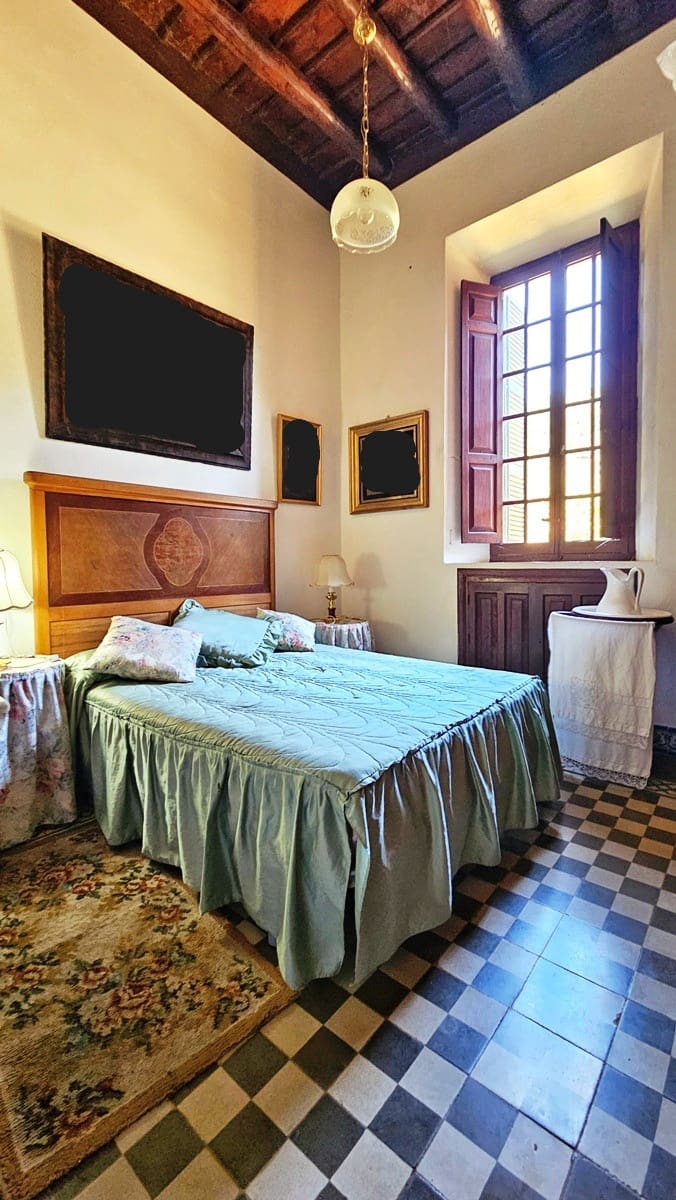 5 soverom Hus til salgs i Aracena med svømmebasseng garasje - € 890 000 (Ref: 9143361)