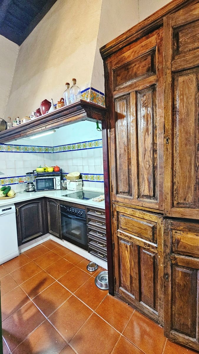 5 soverom Hus til salgs i Aracena med svømmebasseng garasje - € 890 000 (Ref: 9143361)