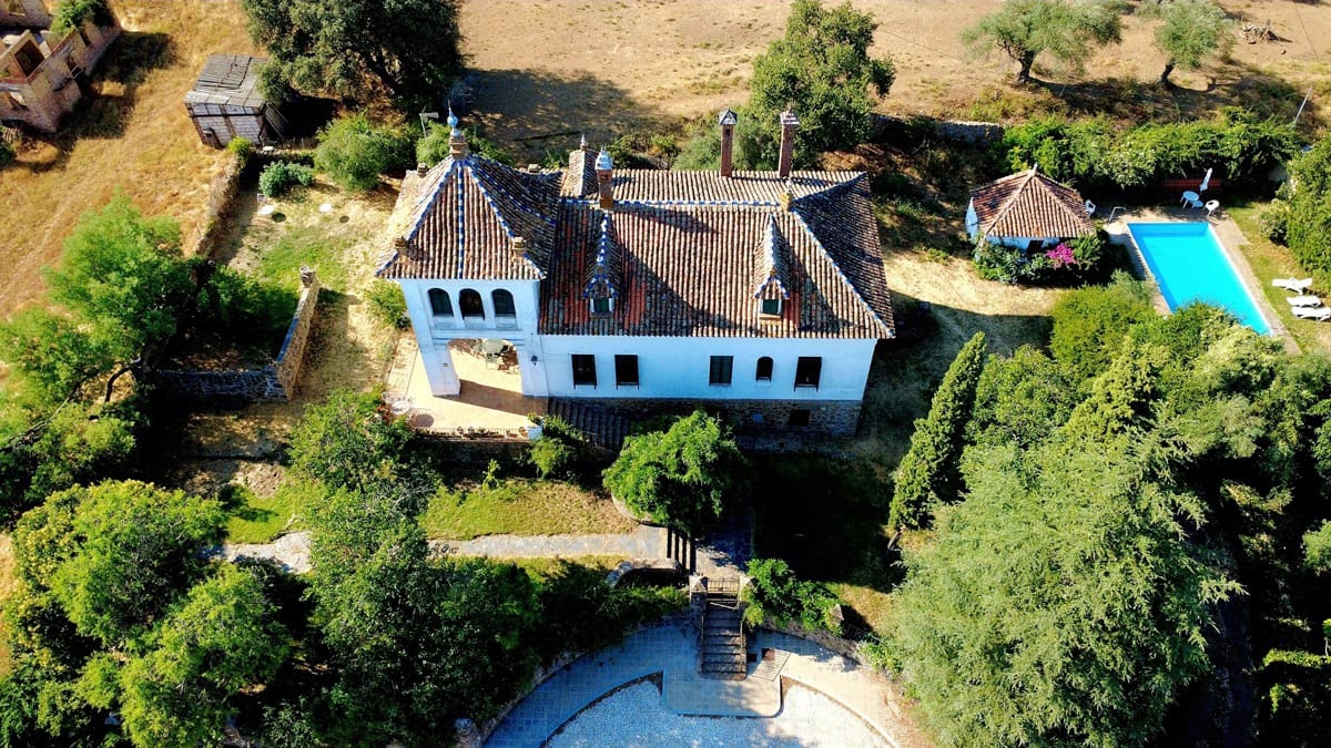 5 soverom Hus til salgs i Aracena med svømmebasseng garasje - € 890 000 (Ref: 9143361)