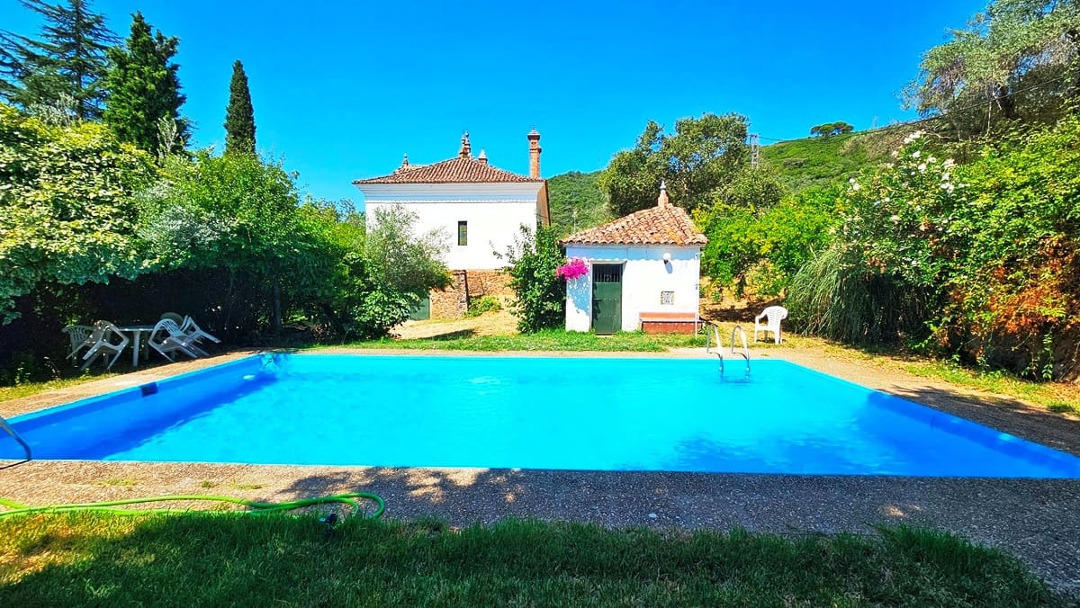 5 soverom Hus til salgs i Aracena med svømmebasseng garasje - € 890 000 (Ref: 9143361)