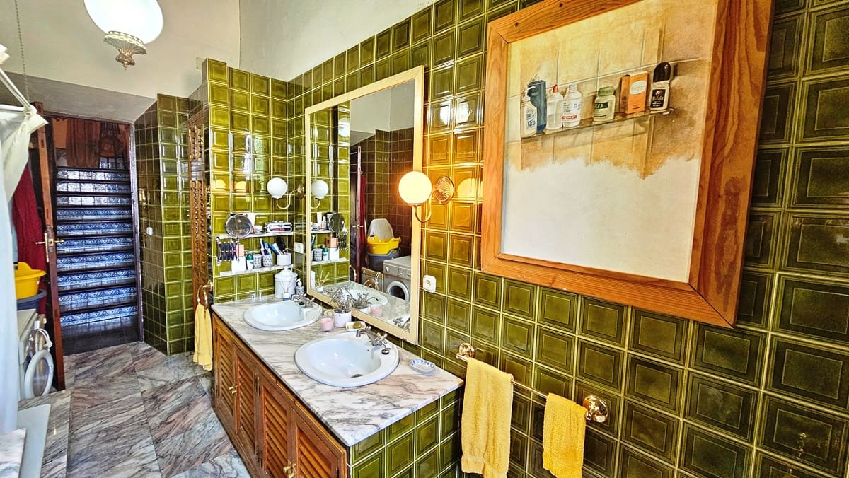 5 soverom Hus til salgs i Aracena med svømmebasseng garasje - € 890 000 (Ref: 9143361)