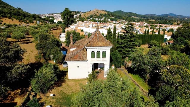 5 bedroom Townhouse for sale in Aracena with pool garage - € 890,000 (Ref: 9143361)