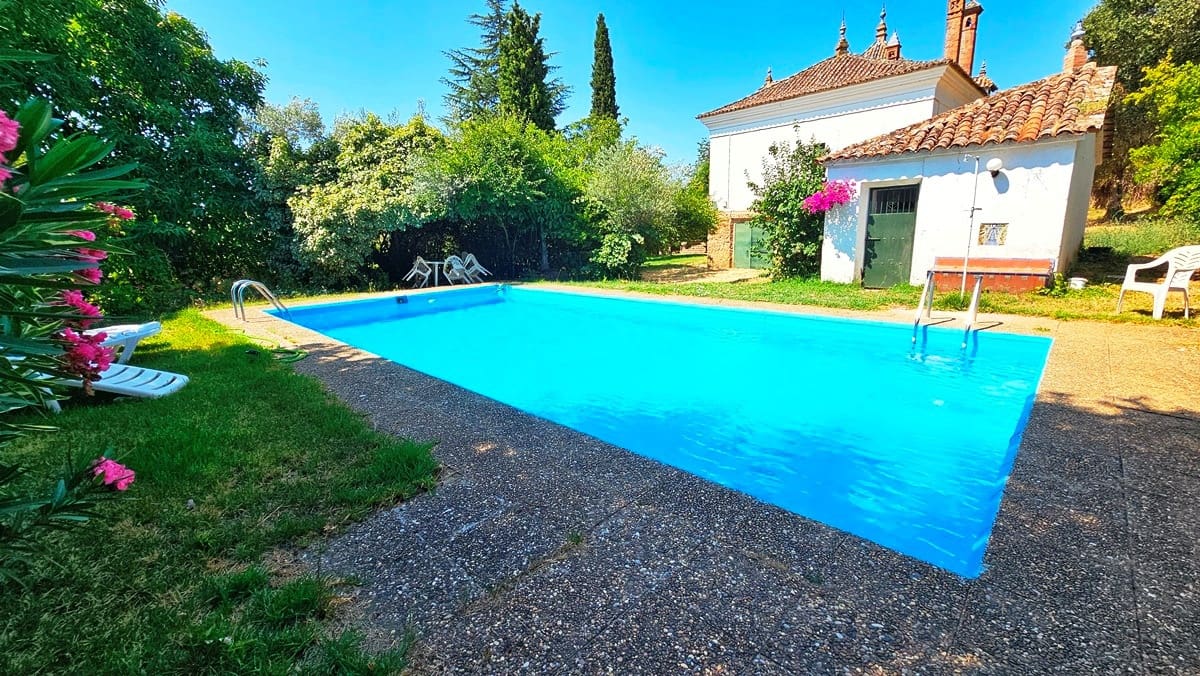 5 soverom Hus til salgs i Aracena med svømmebasseng garasje - € 890 000 (Ref: 9143361)