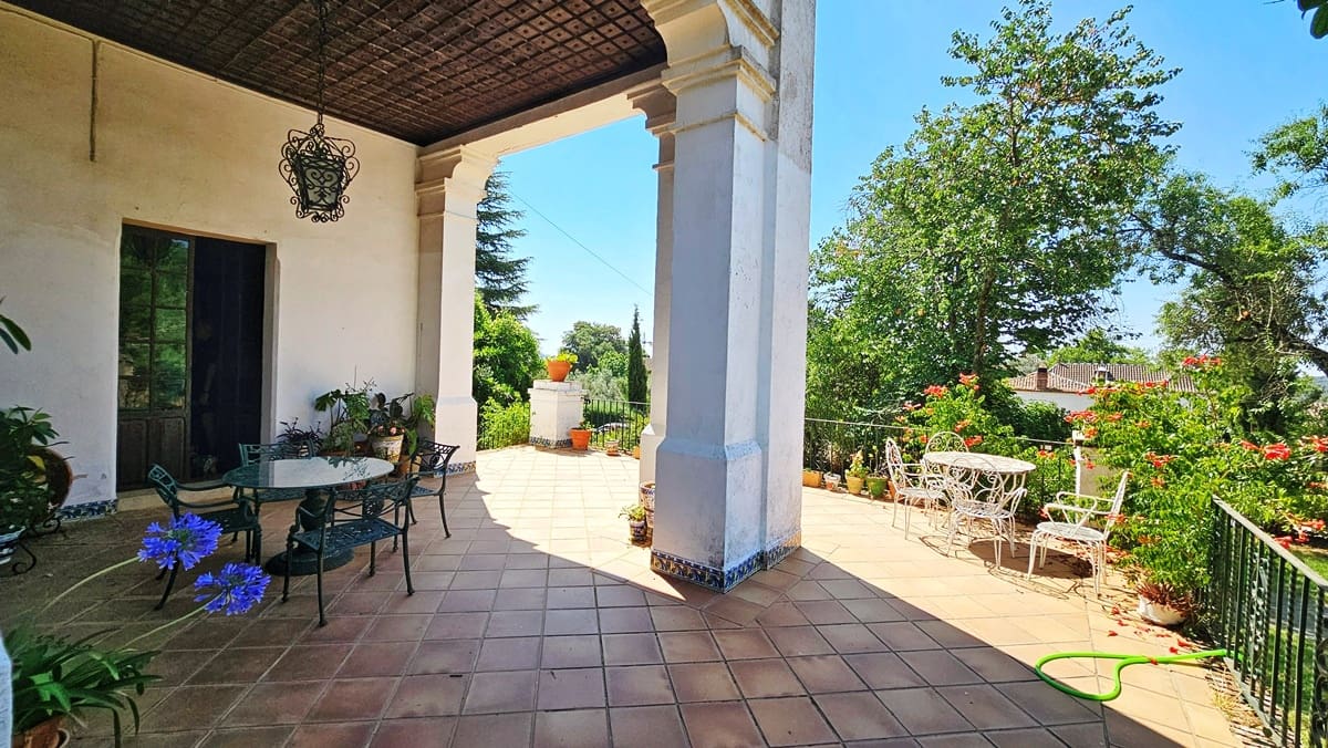 5 soverom Hus til salgs i Aracena med svømmebasseng garasje - € 890 000 (Ref: 9143361)