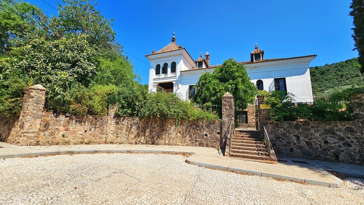 5 soverom Hus til salgs i Aracena med svømmebasseng garasje - € 890 000 (Ref: 9143361)