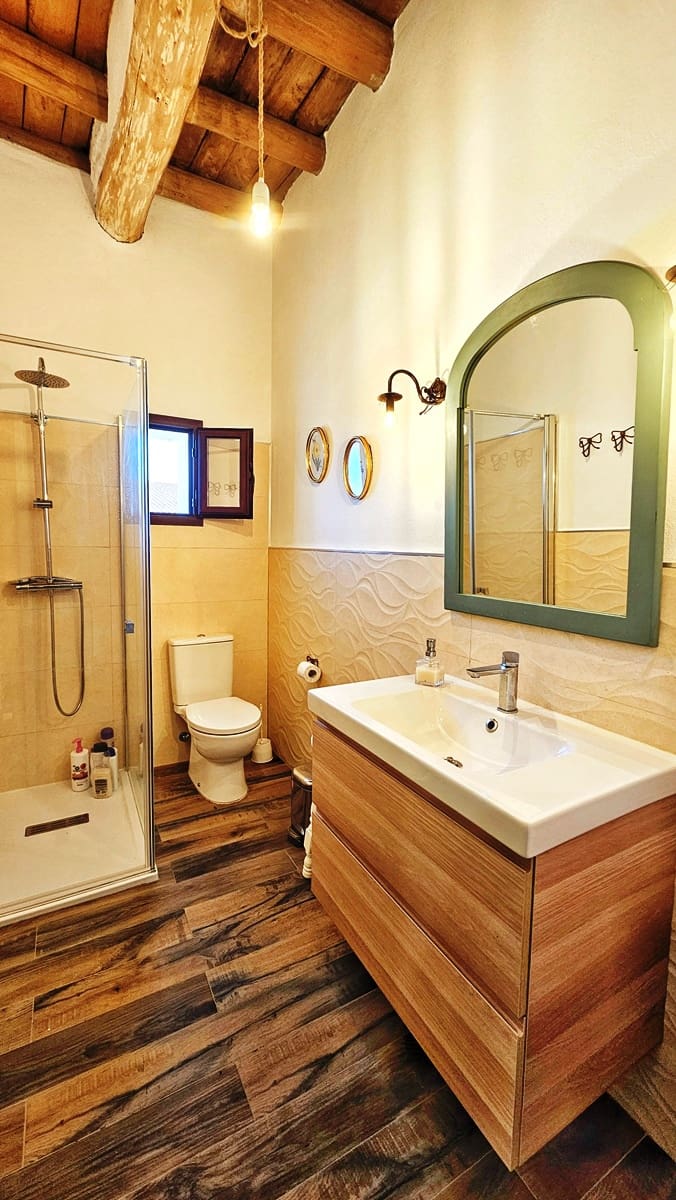 5 makuuhuone Maalaistalo myytävänä paikassa Cumbres de San Bartolome mukana uima-altaan - 189 000 € (Ref: 9248527)