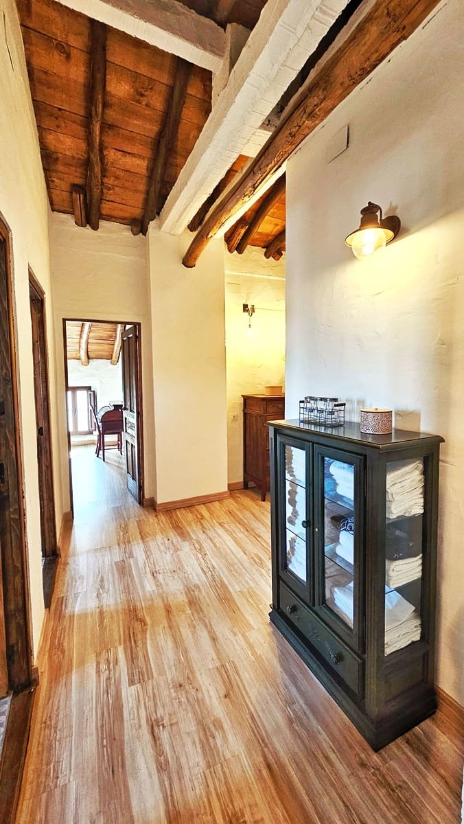 5 makuuhuone Maalaistalo myytävänä paikassa Cumbres de San Bartolome mukana uima-altaan - 189 000 € (Ref: 9248527)