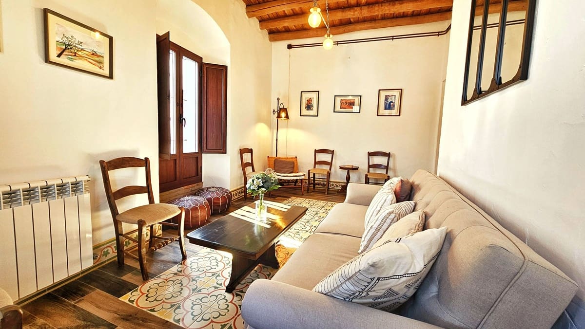 5 makuuhuone Maalaistalo myytävänä paikassa Cumbres de San Bartolome mukana uima-altaan - 189 000 € (Ref: 9248527)