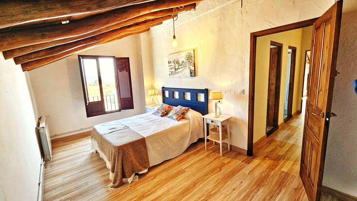 5 makuuhuone Maalaistalo myytävänä paikassa Cumbres de San Bartolome mukana uima-altaan - 189 000 € (Ref: 9248527)