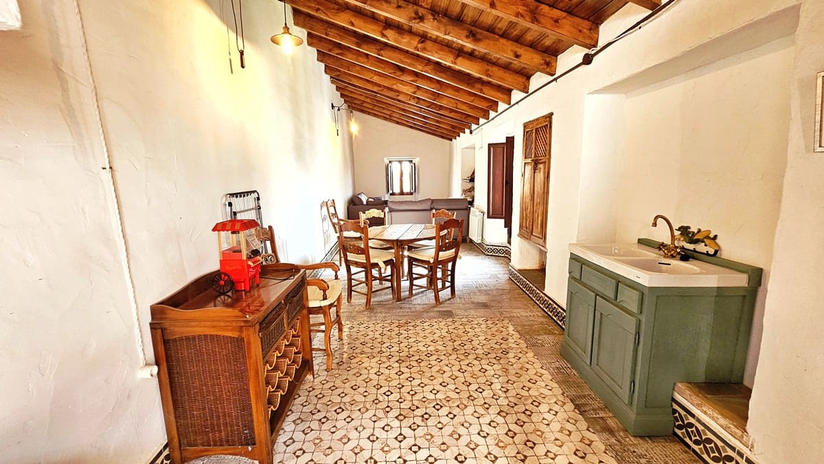 5 makuuhuone Maalaistalo myytävänä paikassa Cumbres de San Bartolome mukana uima-altaan - 189 000 € (Ref: 9248527)