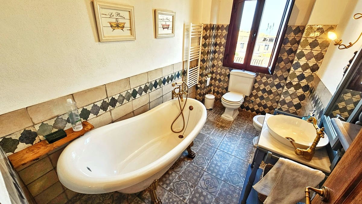 5 makuuhuone Maalaistalo myytävänä paikassa Cumbres de San Bartolome mukana uima-altaan - 189 000 € (Ref: 9248527)