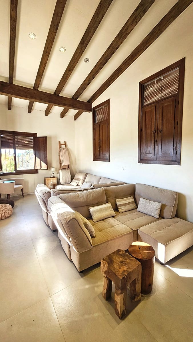 5 bedroom Finca/Country House for sale in Alajar - € 590,000 (Ref: 9471054)