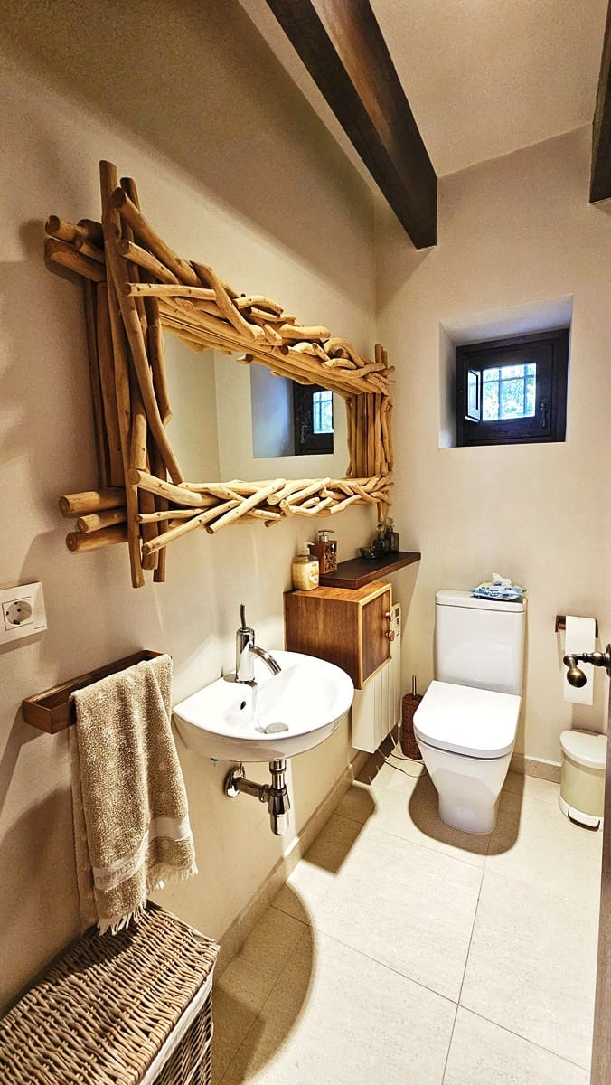 5 bedroom Finca/Country House for sale in Alajar - € 590,000 (Ref: 9471054)