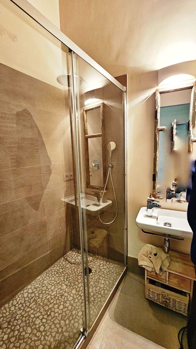 5 bedroom Finca/Country House for sale in Alajar - € 590,000 (Ref: 9471054)