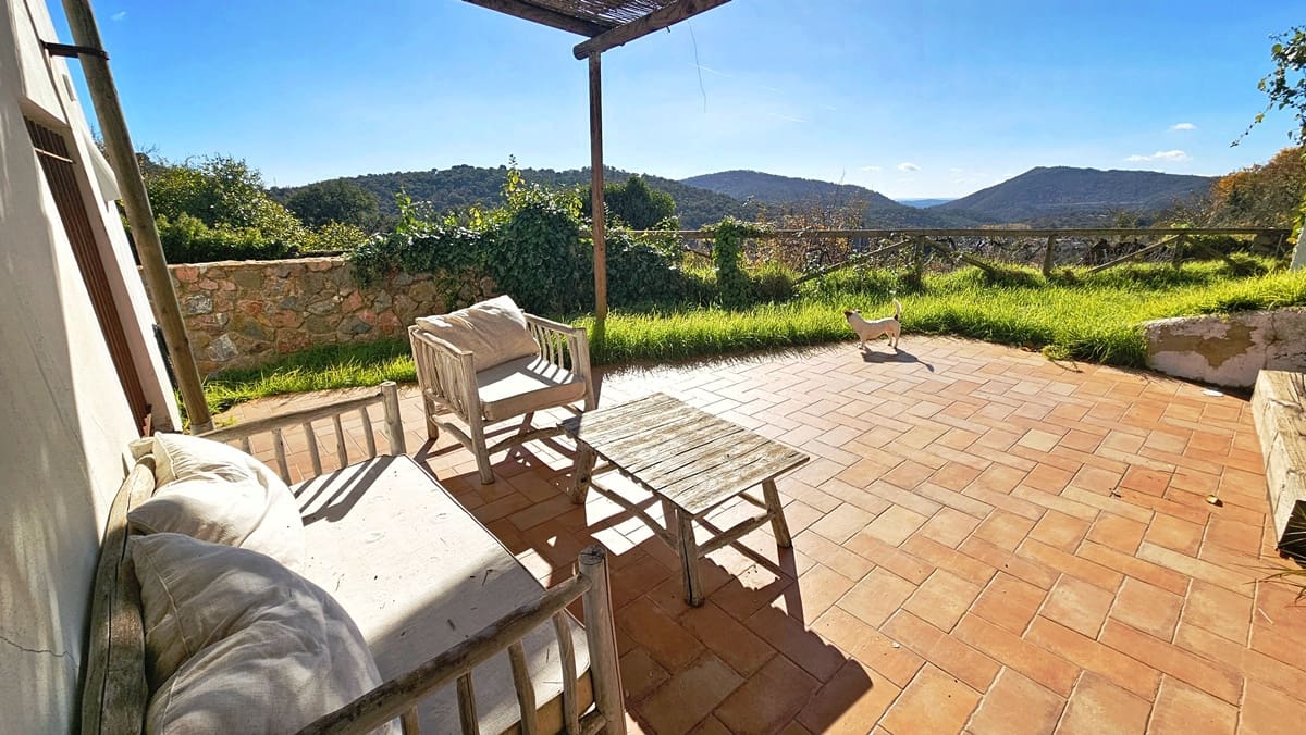 5 bedroom Finca/Country House for sale in Alajar - € 590,000 (Ref: 9471054)